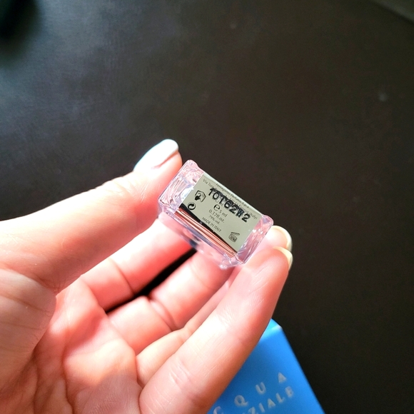 Acqua Essenziale Salvatore Ferragamo Eau De Toilette Spray - Picture 3 of 7